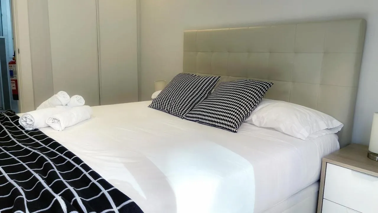 Apartamento Caminando al Guggenheim by Urban Hosts Bilbao