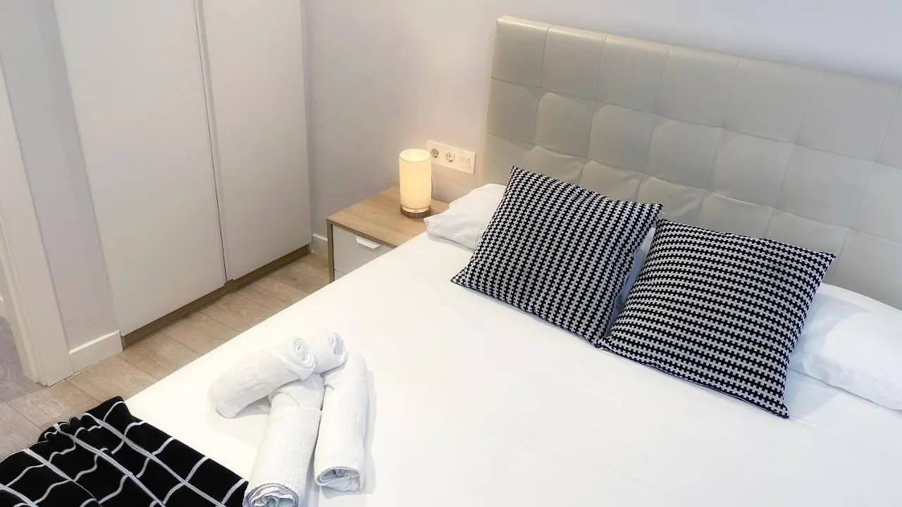 Apartamento Caminando al Guggenheim by Urban Hosts Bilbao